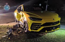 @syobevoli @larsanova69 @dutchprettyboy @gazzamogga @eduardkoopman @true_cel @zias @invincible1 @mamacookoil @pumanator @coolguy1 @latebloomer10 @vuvubu heb geen zin om 36 euro uit te geven zodat joel beukers in zijn lamborghini kan blijven rijden lmao:lul::lul: 14 Jarige Klapt Op Lamborghini Urus In Gestolen Auto Autoblog Nl