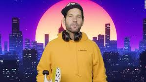 I've had an extremely crappy day (year) but clueless is on tv and paul rudd is making it just a little bit better. Paul Rudd Certified Young Person Wants You To Wear A Mask Cnn