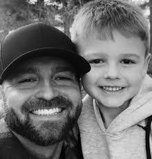 Ina Simmons's Instagram, Twitter & Facebook