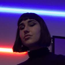 Listen to playlists featuring Paye En Cash Freestyle by Le Juiice online  for free