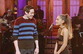 The 'thank you, next' singer took to instagram to share a video of her enjoying the day by the pool in a casual top and jeans. Ariana Grande S Future Husband Enjoys An Impromptu Romp Through Houston Pete Davidson Is Hanging Out In River Oaks