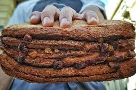 Boulangerie Utopie Pain Meteil Feuillete Roquefort Et Noix