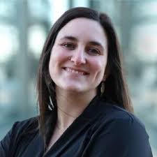 Tracy Russell's Instagram, Twitter & Facebook