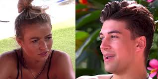 This is what the cast of love island season 1 are up to now. Love Island Usa Fans Were Livid With Cast Member Zac During The Latest Episode
