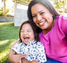 Anne Clemmons's Instagram, Twitter & Facebook