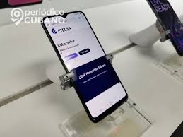 Más batería y más cámaras. Etecsa Cobra En Dolares Y Por Tarjeta Magnetica Su Nueva Recarga Internacional