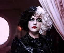 Hranite na računalniku vse gif cruella de vil 101 dalmatinec stisnjen v zip datoteko. Stanning Evil Women Kylos Emma Stone In Cruella 2021