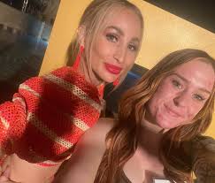 I am having the best time here at IBE Con in Vegas!! ⠀⠀⠀⠀⠀⠀⠀⠀⠀ Being  surrounded by so many like minded individuals, quality time with my sister,  and pushing my EDUCATION even further