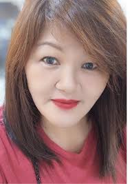 Anna Sia updated her profile picture.