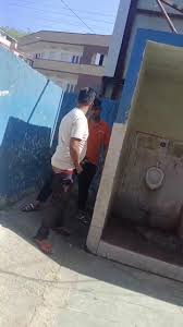 Indian public urinal 1 - ThisVid.com