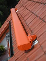 Markise Auf Dem Dach Montiert Markise Sonnenschutz Terrasse Dachbalkon