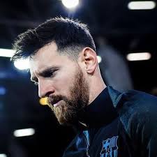 El davanter ha estat condemnat a 21 mesos de presó i el seu pare ha vist rebaixat el càstig a 15 mesos. Pin Von Amos Alvaradow Auf Messi