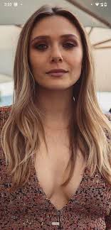 Elizabeth Olsen ✓