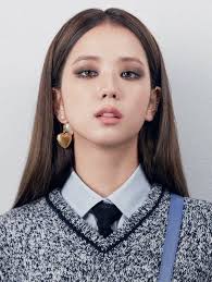 Before she becoming a yg trainee, she was known by many for her beauty. Who Is Jisoo Blackpink Facts Profile Childhood Family Interests Acting And Music Korebu Com