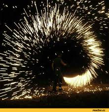 Find gifs with the latest and newest hashtags! Gifka Salyut Fejerverk Gif Kartinka Skachat Animirovannyj Gif Na Gifer