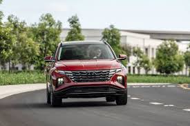 Blue awd 38 city/38 hwy/38 combined mpg, sel convenience awd 37 city/36 hwy/37 combined mpg, limited awd 37 city/36 hwy/37 combined mpg. Prepare For A Price Hike 2022 Hyundai Tucson Starts At 26 135 Or 30 235 And Up For The Hybrid The Fast Lane Car