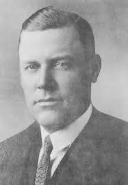 Annie Abercrombie's Instagram, Twitter & Facebook