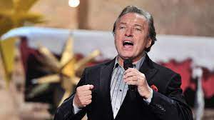 Sänger durch auftritt bei grand prix eurovision im westen bekannt. Karel Gott Das Letzte Stern Gesprach Des Schlagersangers Stern De
