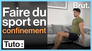 Sportif du dimanche ou accro des salles de sport, le confinement vient chambouler vos habitudes et votre programme d'entraînement. Tuto Faire Du Sport En Confinement Youtube