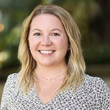 Em Johnson's Instagram, Twitter & Facebook