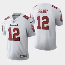 After his trade to the buccaneers, brady moved with his family—his three children, jack, benny, and vivian, and his wife, gisele. Pin On Youth Tampa Bay Buccaneer