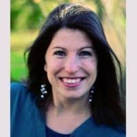 Ashley Hindman's Instagram, Twitter & Facebook