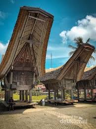 21 Gambar Kartun Rumah Adat Toraja Menyibak Daya Tarik Tana Toraja Download Kumpulan Contoh Rumah Adat Sulawesi Kartun Model Gaya Masa Di 2020 Gambar Kartun Rumah