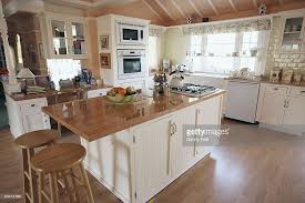 Housewives Interior Shots Of Susan Mayer S House Kitchen Decoration Maison Maison Ma Maison De Reve