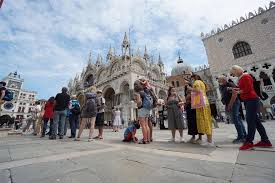 Per entrare nella zona uno di quei paradisi terrestri neanche troppo lontani dall'italia che con la sua storia, la sua cultura, il. Cffvxg X1qi 5m