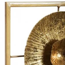 Cette matière étant réputée pour sa robustesse. Deco Murale Metal 3 Fleurs Dore Atmosphera Le Depot Bailleul