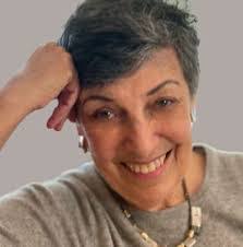 Rita Suri's Instagram, Twitter & Facebook