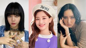 But the point is that blackpink's choreo has a lot of . Blackpink Lisa Mamamoo Hwasa Twice Jihyo More These Female K Pop Idols Can Rock The Stage With Their Breathtaking Performances Kpopstarz