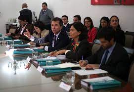 Este miércoles 7 de abril fue publicada en el diario oficial la ley 21.324 que posterga las próximas elecciones municipales, … Gobernadores Regionales Ejecutivo Inicia Etapa Clave Para Destrabar La Eleccion