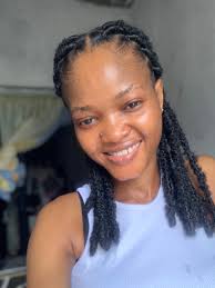 I'm Edith 😍 I'm a student of the university of uyo Studying communication  Arts 🤗 I'm a writer🖋 Aspiring to be a freelance model someday 💃🏻 I'm 17  🤗 The introduction will