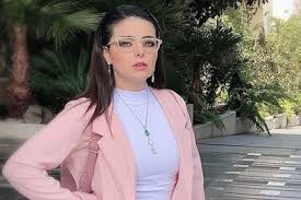 Recently actress violeta isfel she was involved in the controversy after posting a photo on instagram in which she appears in her underwear with a very suggestive attitude and pose. For Me He Is A Stranger And Unhappy Violeta Isfel And Laura Bozzo Joined The Convictions Against The Violence Exercised By Eleazar N