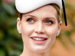 He also chairs the foschini group, a clothing company in south africa. Princess Diana S 29 Year Old Niece To Wed 60 Year Old Fashion Mogul