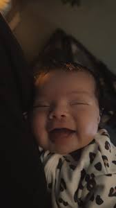 hello editors can you please put her in a helicopter