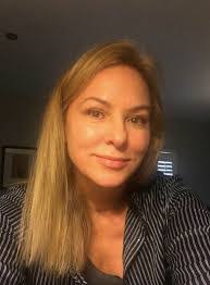 Gina Small's Instagram, Twitter & Facebook