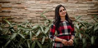 Gayathri arun is a famous personality. Gayathri Arun Wiki Biography Age Family Serials Images Wikimylinks