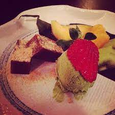 Yuzu Cbd Red Bean Cake With Green Tea Ice Cream 9 10 Bean Cakes Eat Dessert Desserts