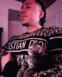 Danny Barraza's Instagram, Twitter & Facebook