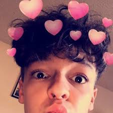 Daylon Holmes (@DaylonHolmes)