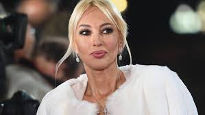 Лера кудрявцева стала очередным звездным гостем программы алена, блин! кудрявцева отметила, что не строит иллюзий. Lera Kudryavceva Priznalas Chto Muzh Perestal Nazyvat Ee Seksualnoj Novosti Mail Ru