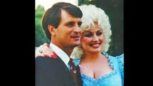 My husband is crazy about her. 7 Things You Need To Know About Dolly Parton S Very Private Husband Carl Dean Country Rebel