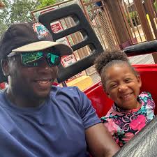 Is there anyone in the Bradenton Palmetto, FL area who can help with  studying for the ASVAB?