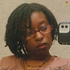 Kerrie Robinson's Instagram, Twitter & Facebook