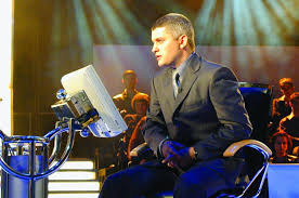 Anda vrei sa fii sotia mea? Virgil IanÈu Din Culisele Vrei SÄ Fii Milionar Am Avut Un Concurent Domnul LicÄ 60 De Ani A CaÈtigat 8 EdiÈii Fabulos Cu Lacrimi In Ochi Mi A Spus E Prima OarÄ Cand