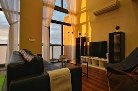 The cooking utensils are provides which is important for us. Beacon Riverson Soho Apartments Kota Kinabalu