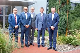 Vojtěch o konci na ministerstvu: Predseda Vlady Ceske Republiky Andrej Babis Navstivil Firmu Robert Bosch Spol S R O Ceske Budejovice Tiskove Forum Bosch