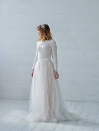Vintage Winter Wedding Dress In 2021 Romantic Wedding Gown Wedding Dresses Vintage Vintage Style Wedding Dresses